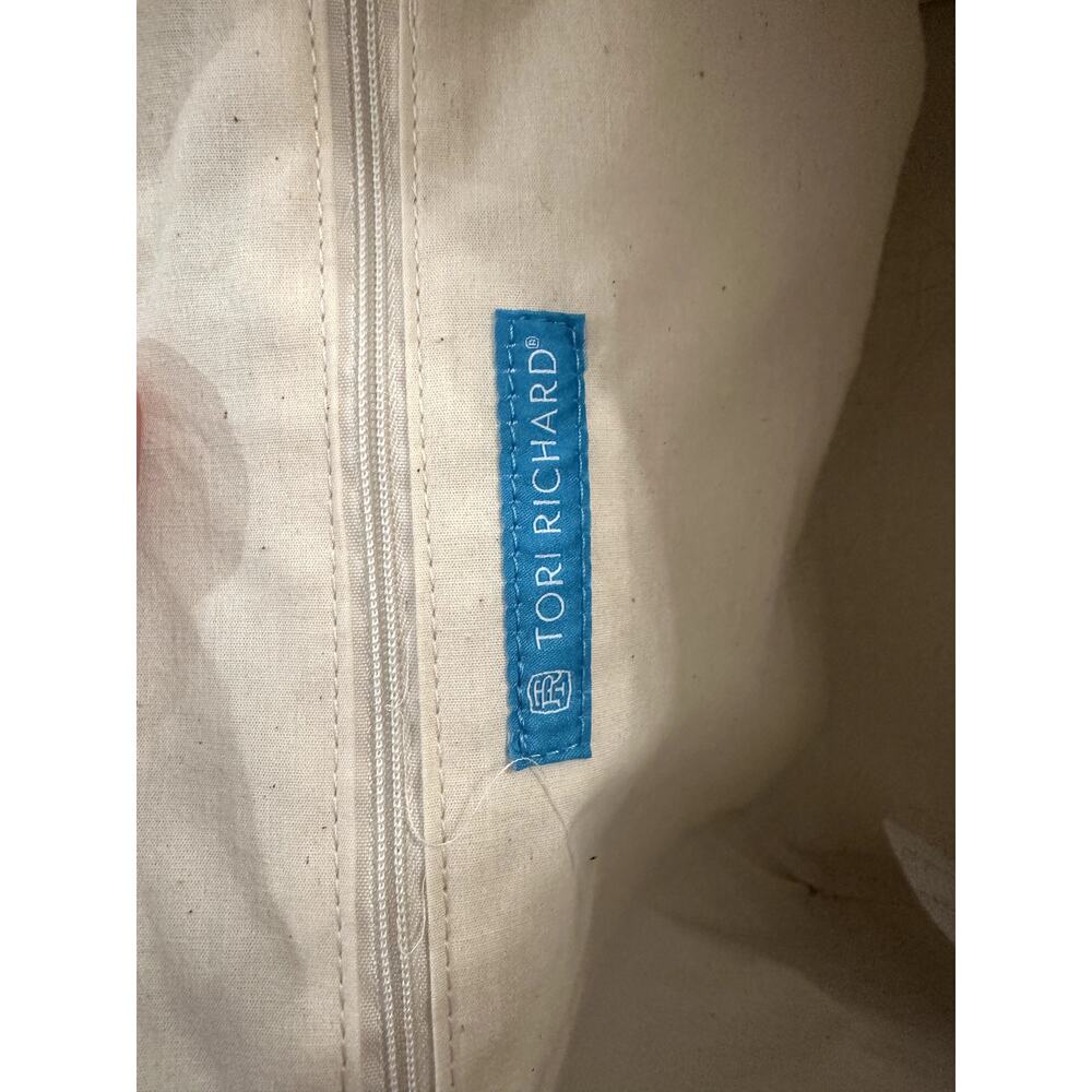 New with Tags! Tori Richard Large Straw Tote - Picture 5 of 6
